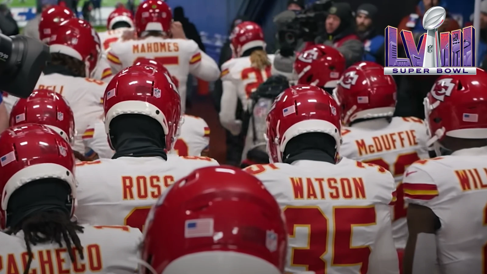 NFL 슈퍼볼을 연상시키는 미식축구 이미지